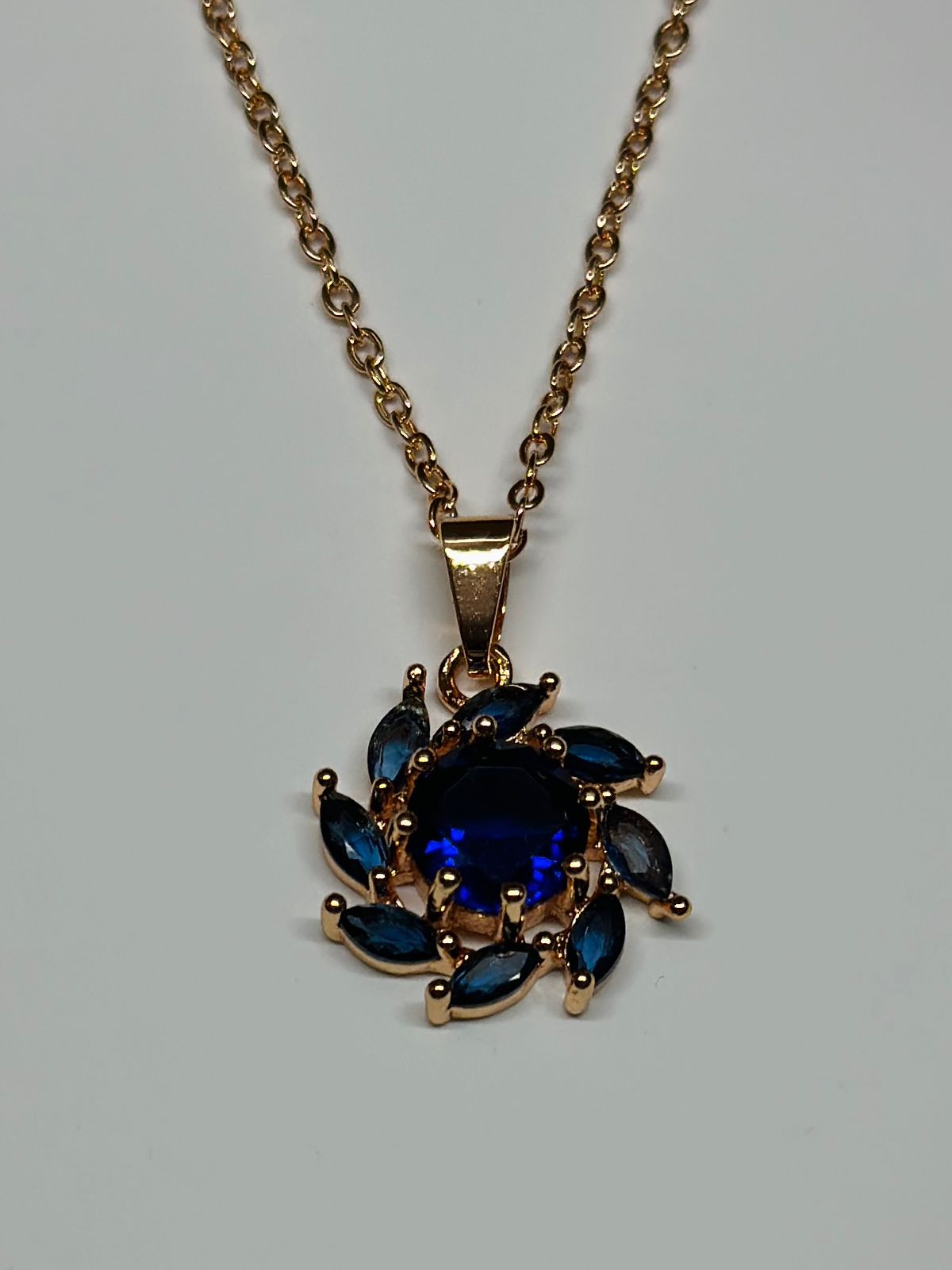 BLUE PENDANT